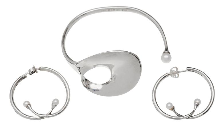 VIVIANNA TORUN BÜLOW HÜBE, armring och örhängen, ett par, Georg Jensen, Köpenhamn efter 1945, sterling.