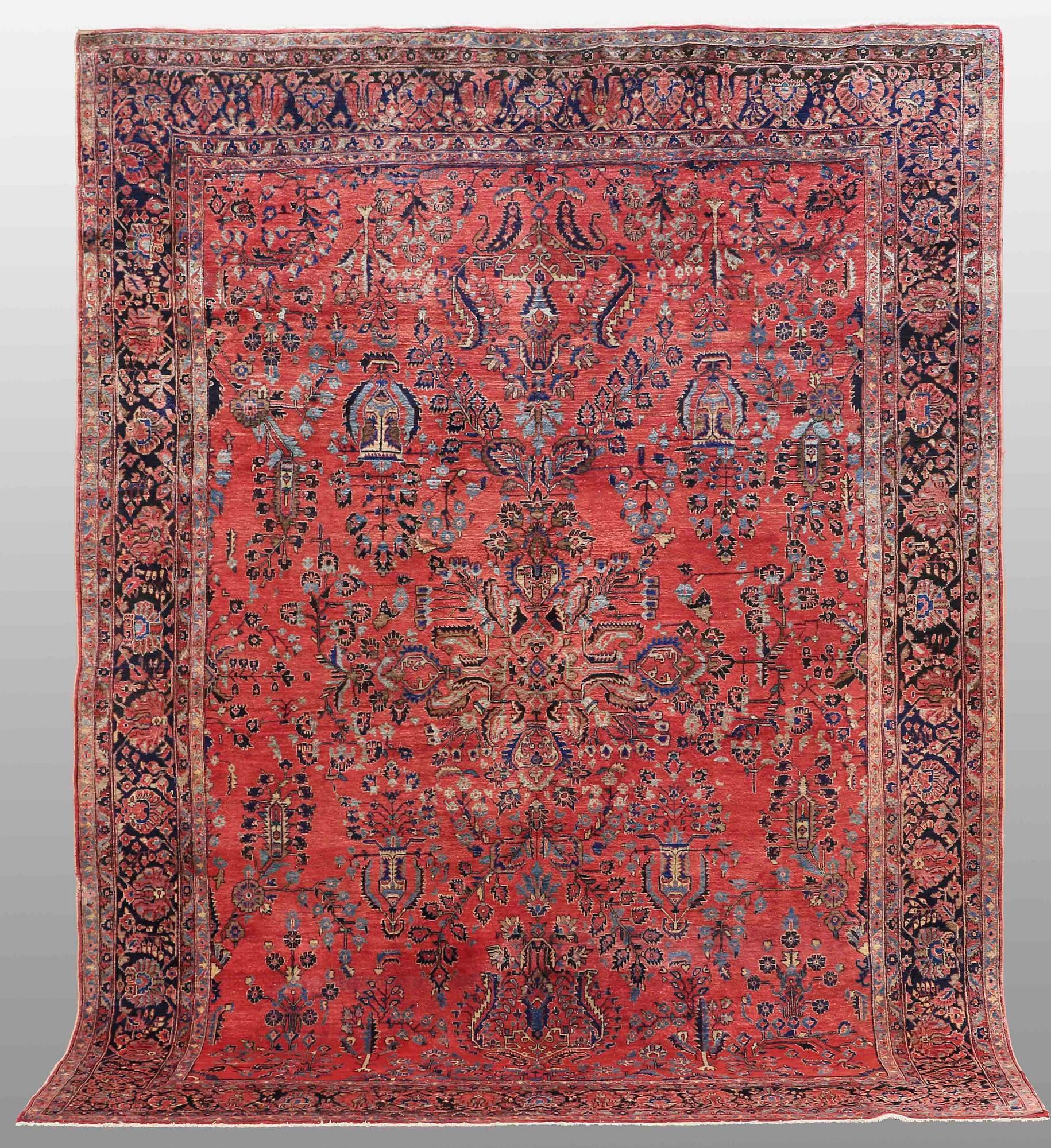 A CARPET. Semi-antique Sarouk. So-called American Sarouk, Around  356 x 275 cm.