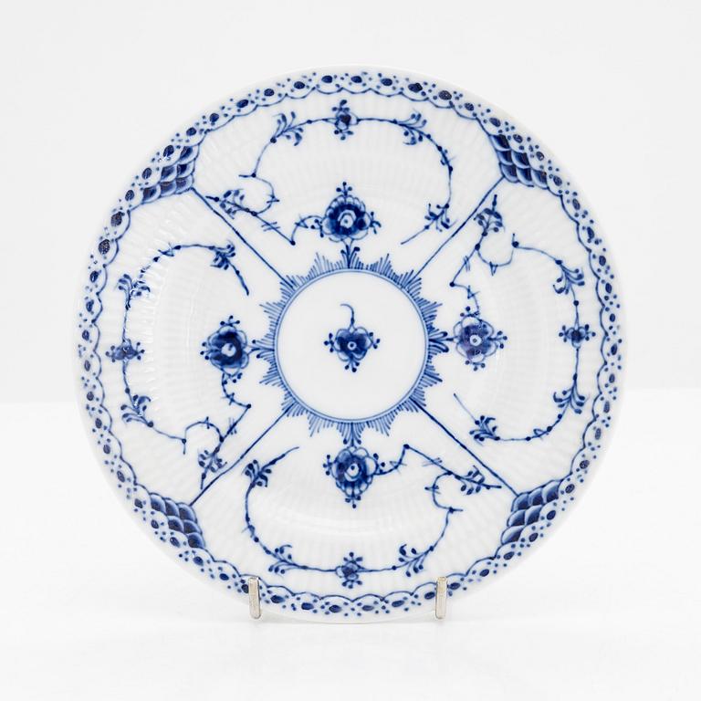 Royal Copenhagen, teservis, porslin, 11 delar "Musselmalet".