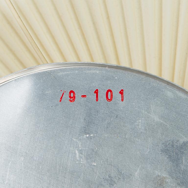 Kattovalaisin/plafondi, 1900-luvun puoliväli.