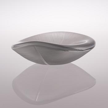 A "Leaf" dish signed Tapio Wirkkala Iittala.