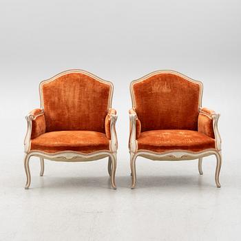 A pair of bergeres, Louis XV style 20th century.