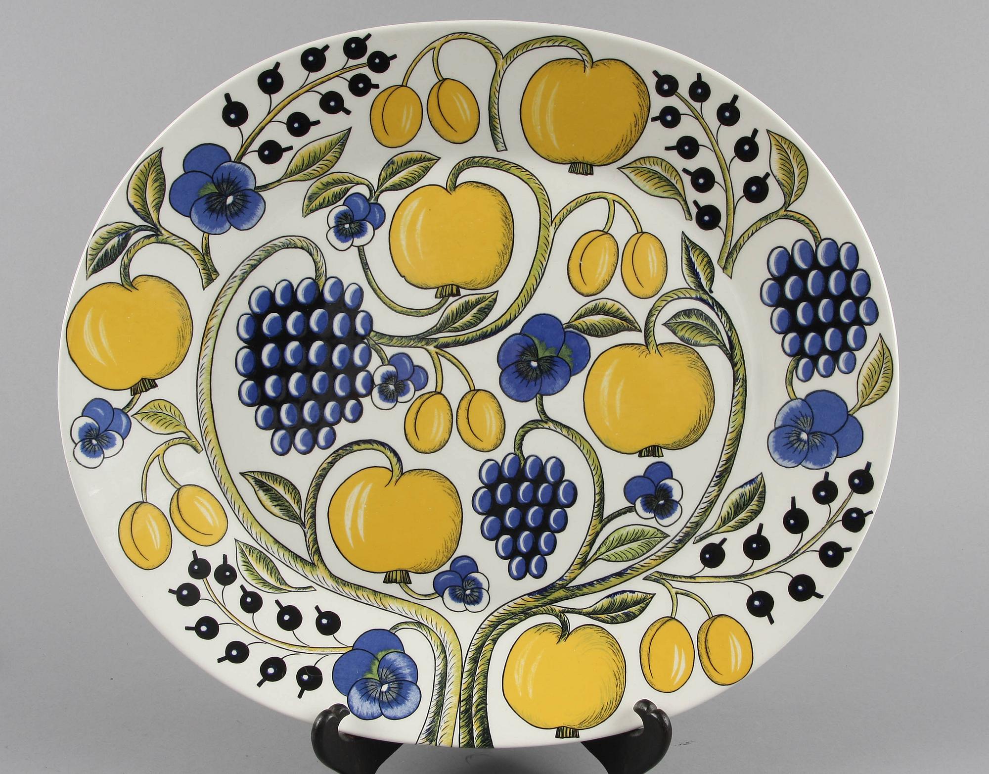 MAT- och KAFFESERVIS, 48 delar, porslin, "Paratiisi", design Birger Kaipiainen,  Arabia.