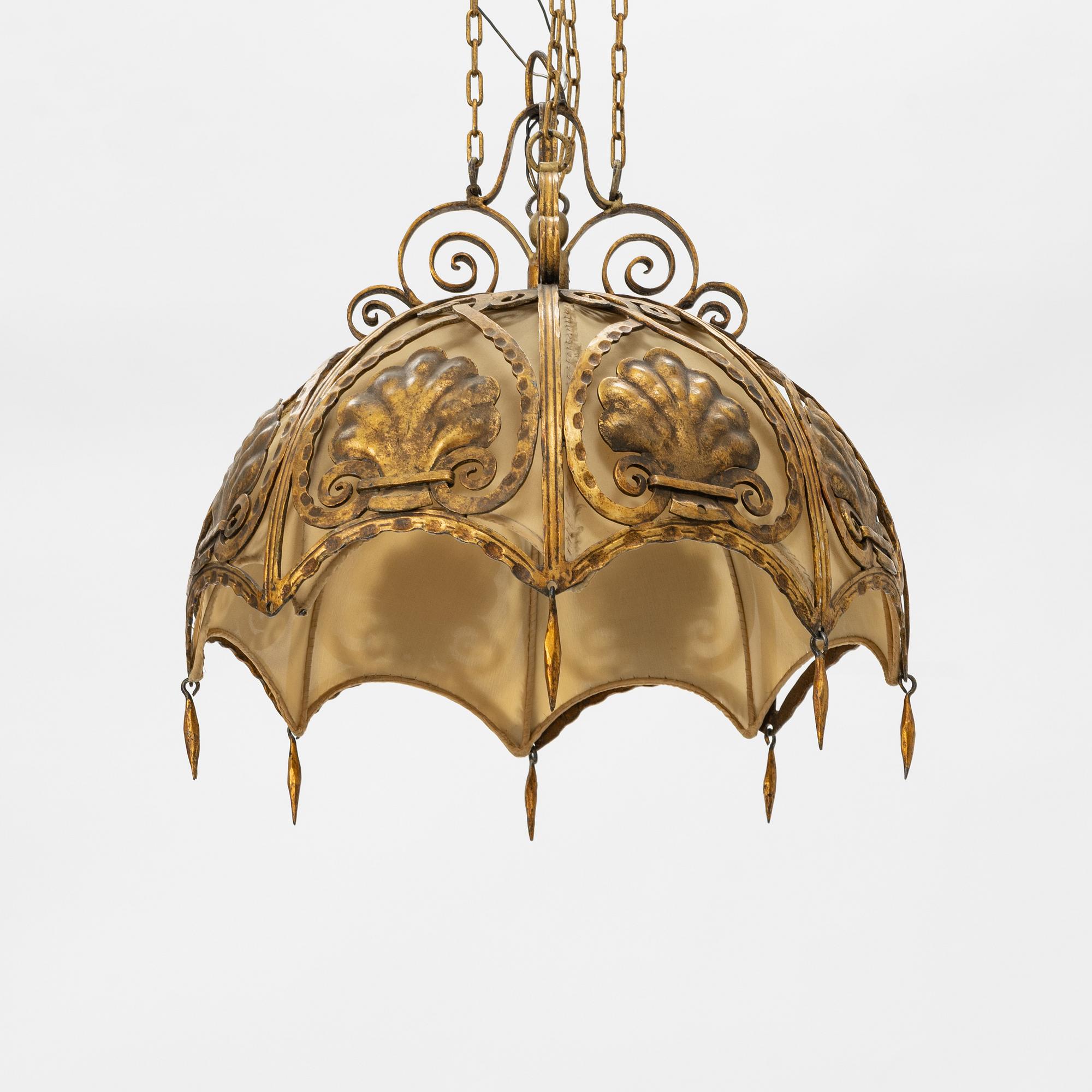 A ceiling lamp, first half of the 20th century.