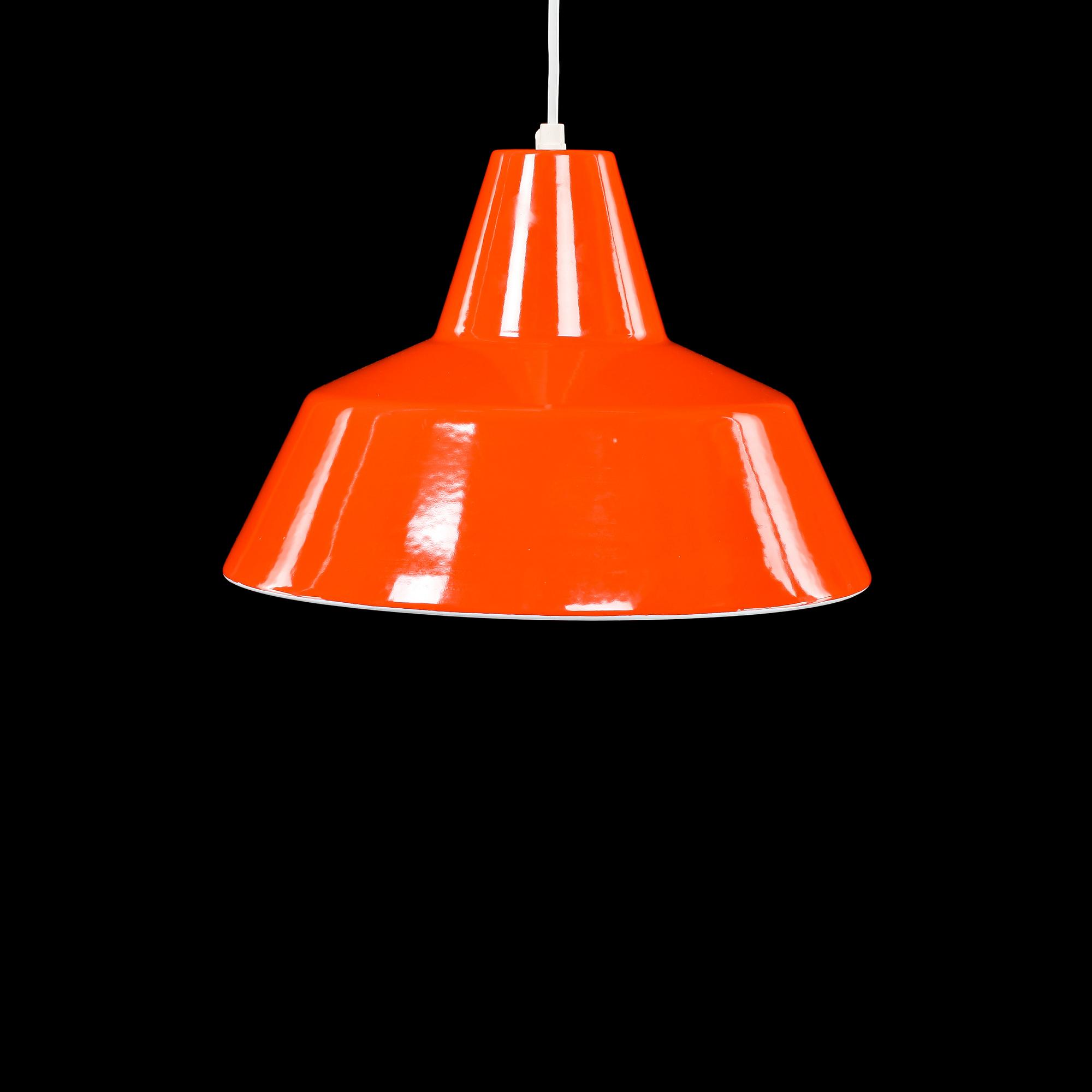 TAKLAMPA, Vaerkstedlampa, Arne Jacobsen, Louis Poulsen, 1900-talets andra hälft. Höjd ca 26 cm.