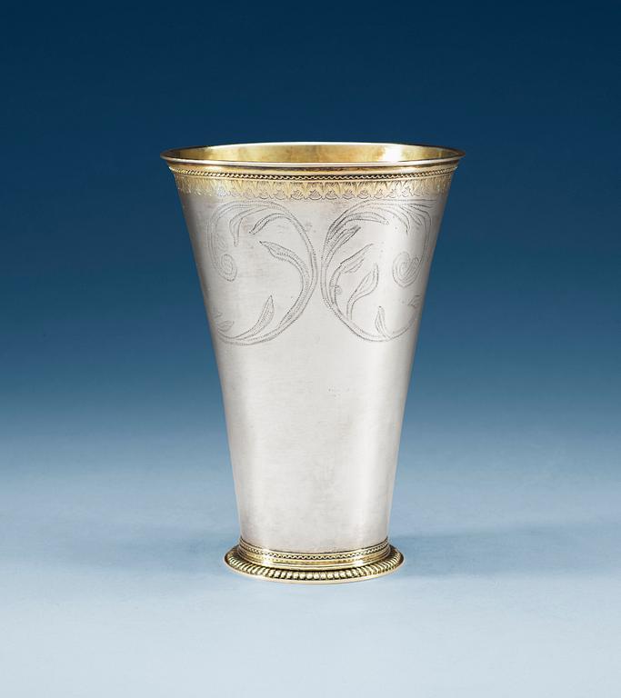 BÄGARE, av Jonas Ålander, Stockholm 1733. Vikt ca 412 gram.