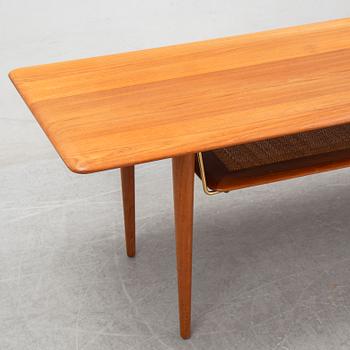 Peter Hvidt & Orla Molgaard Nielsen, a model FD 516 coffee table for France & Søn, Danmark.