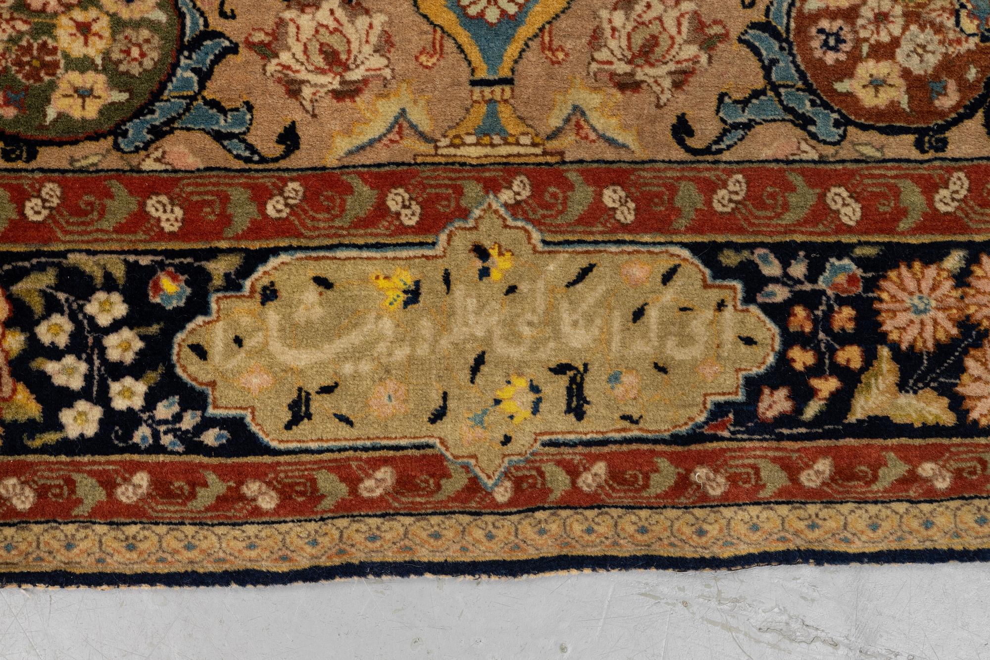 Matta, semiantik, Täbris, figural, ca 138 x 86 cm.