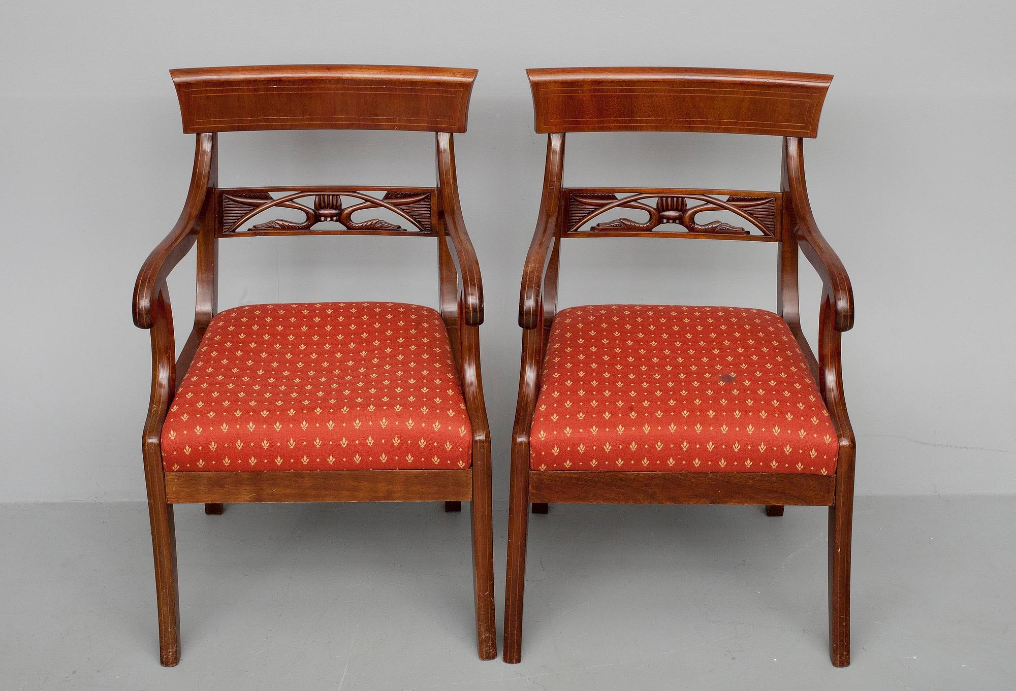 KARMSTOLAR, ett par, biedermeier stil, 1920-tal.