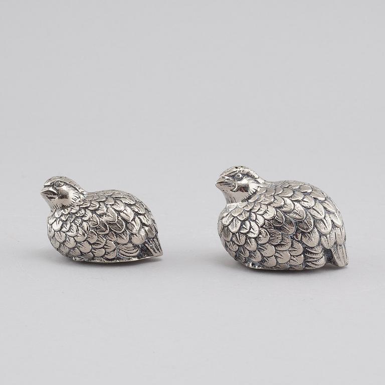 GUCCI, salt och pepparkar, metall, 1900-talets andra hälft.