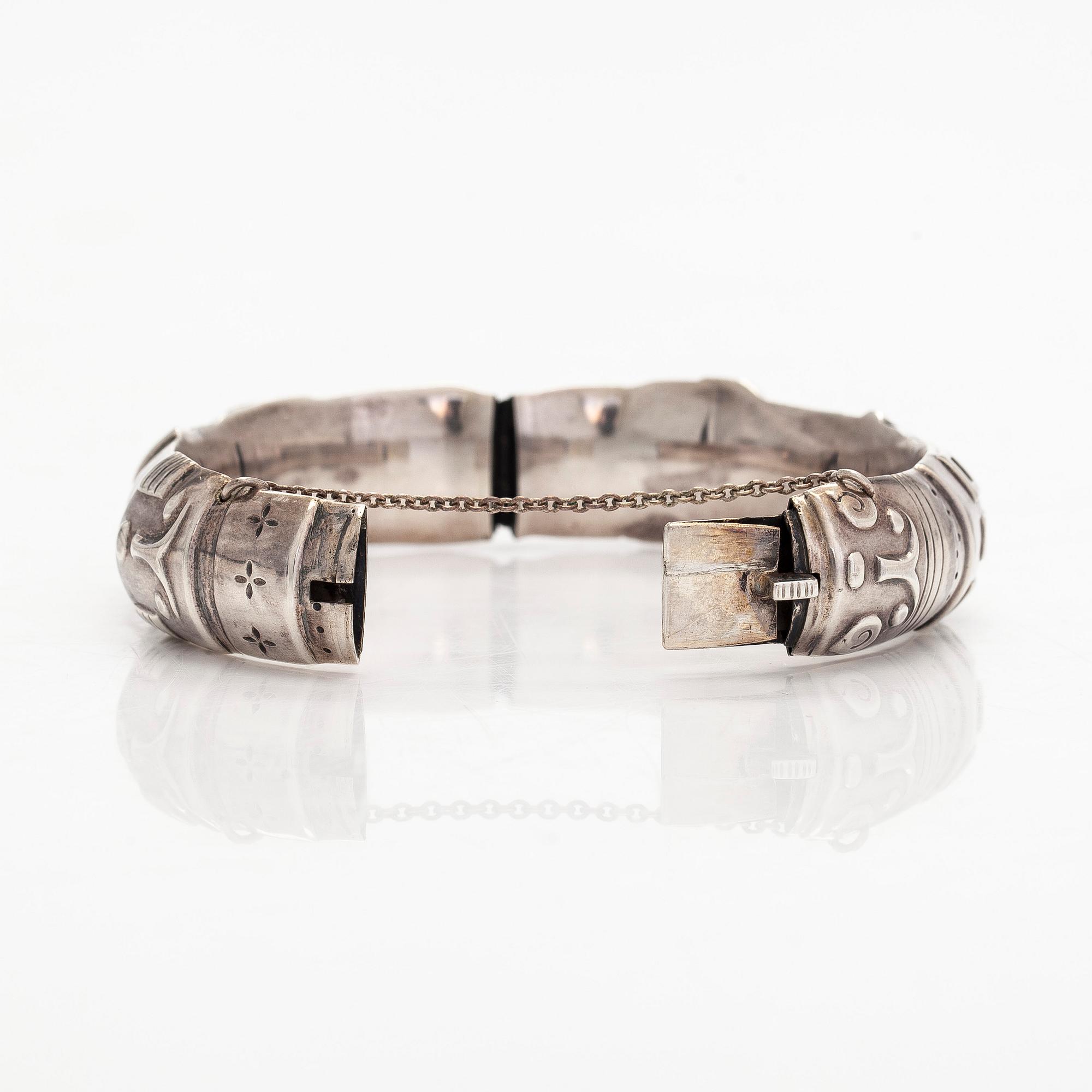 Silver bangle, Tillander, Helsinki 1960.