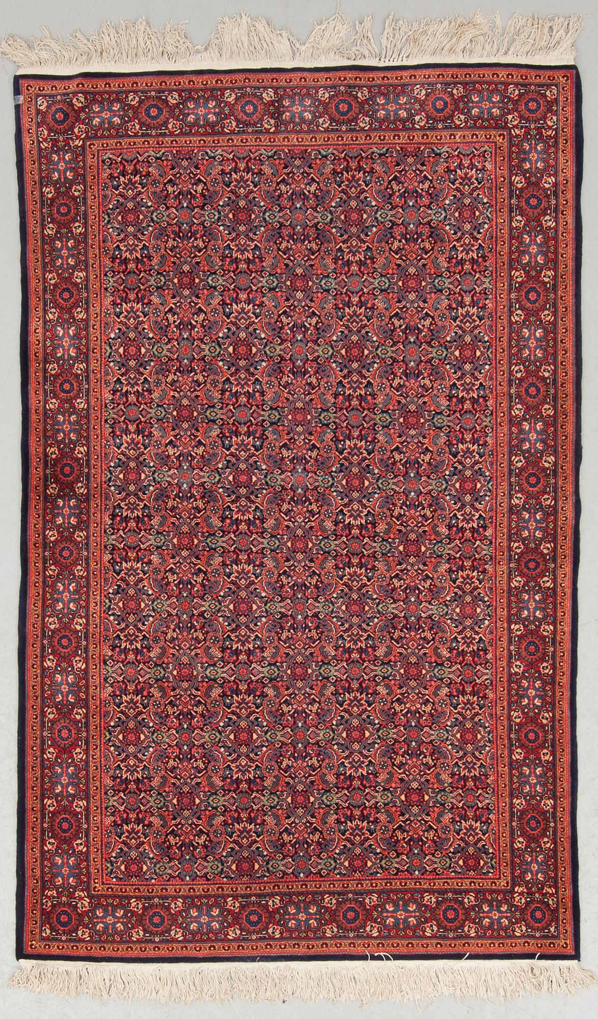 MATTA, old, Sarouk, ca 204 x 127 cm.