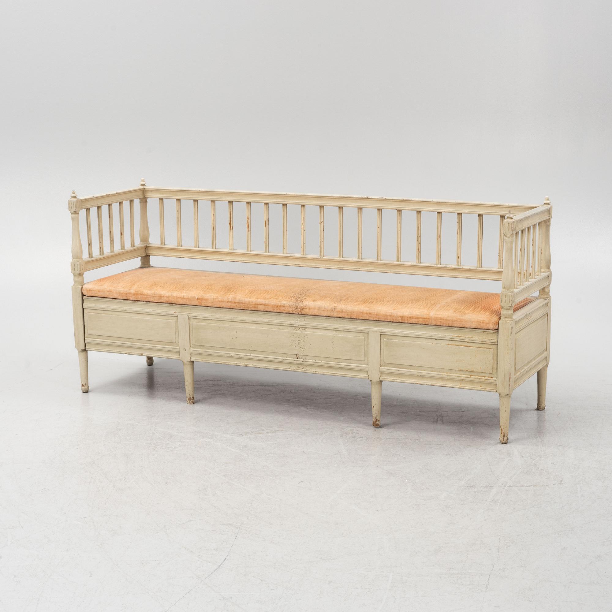 Utdragssoffa, gustaviansk stil, 1800-tal.