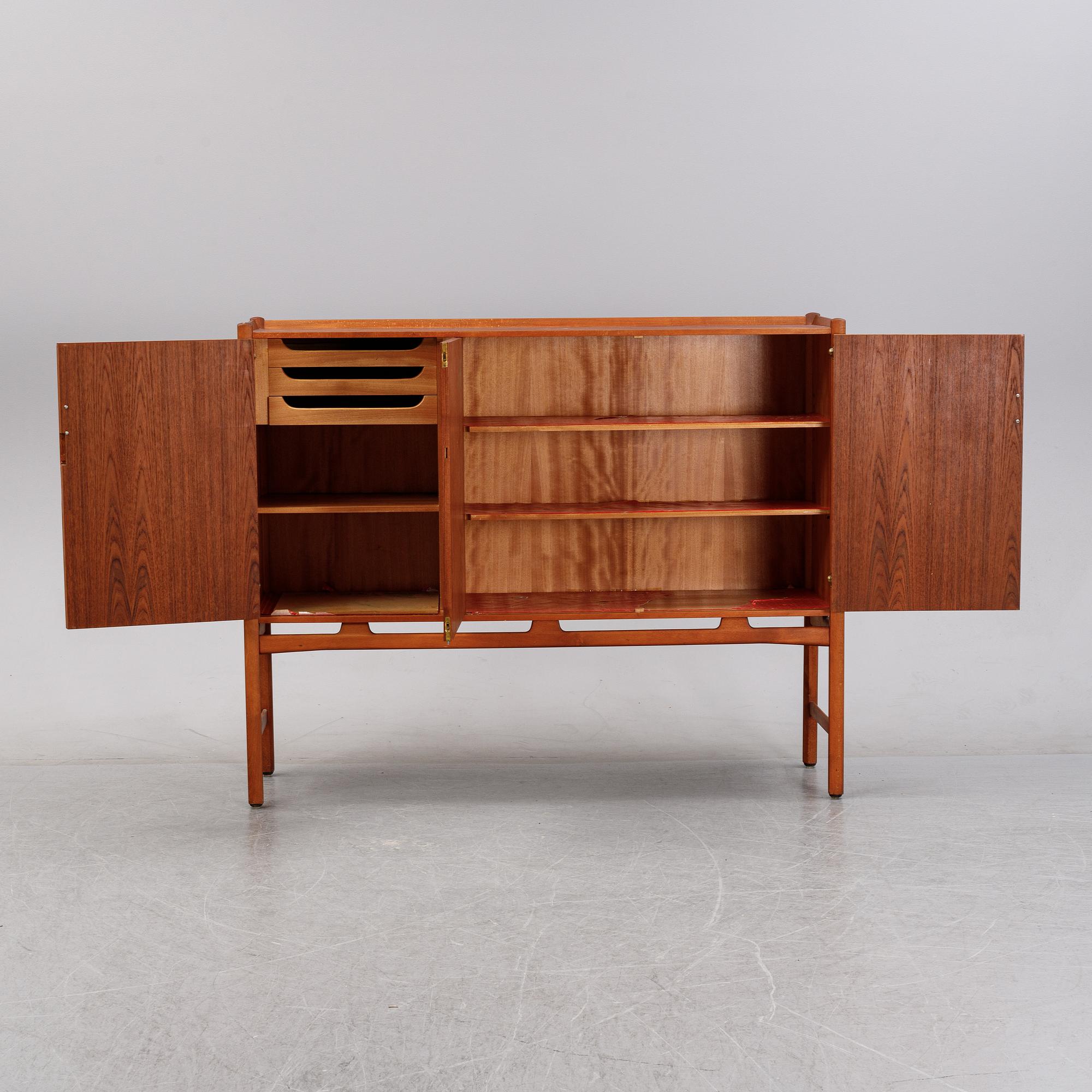 A teak 'Napoli' cupboard from AB Westberg Möbler, Transår, formgiven 1953.