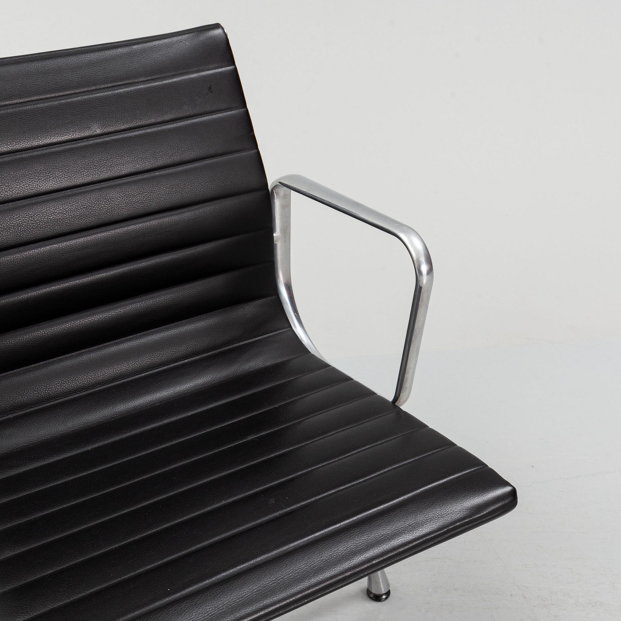 Charles and Ray Eames, desk chair, "EA 108" Vitra, 2005.