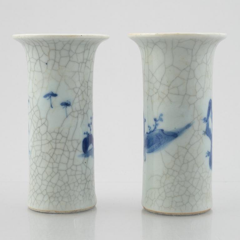 A group of four porcelain vases, Qing dynasty, 19th century/around 1900.