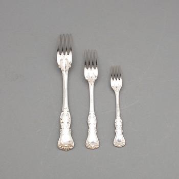 BESTICKSERVIS, 109 delar, silver modell Prins Albert CG Hallberg, Stockholm 1900-tal. Totalvikt ca 6200gr.