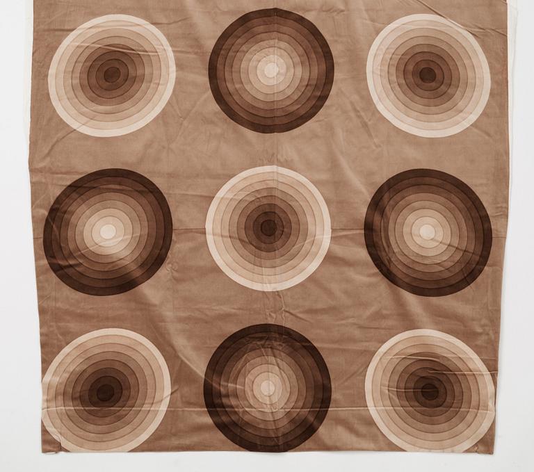 Verner Panton, CURTAINS, 3 PIECES, AND SAMPLERS, 5 PIECES.  Cotton velor. A variety of beige nuances and patterns. Verner Panton.