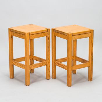 Ilmari Tapiovaara, Four 1980s, 'Hongisto' stools for Laukaan Puu