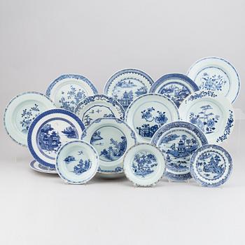 A group of 16 blue and white dishes, Qing dynasty, 18th-19th century.