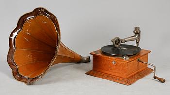 TRATTGRAMMOFON, tidigt 1900-tal.