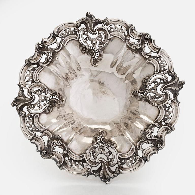 A neo-Rococo silver centrepiece bowl, Gustav Möllenborg Feron, Stockholm  1854.