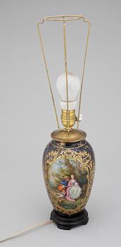 VAS/BORDSLAMPA, ett par, Frankrike, 1800/1900-tal.