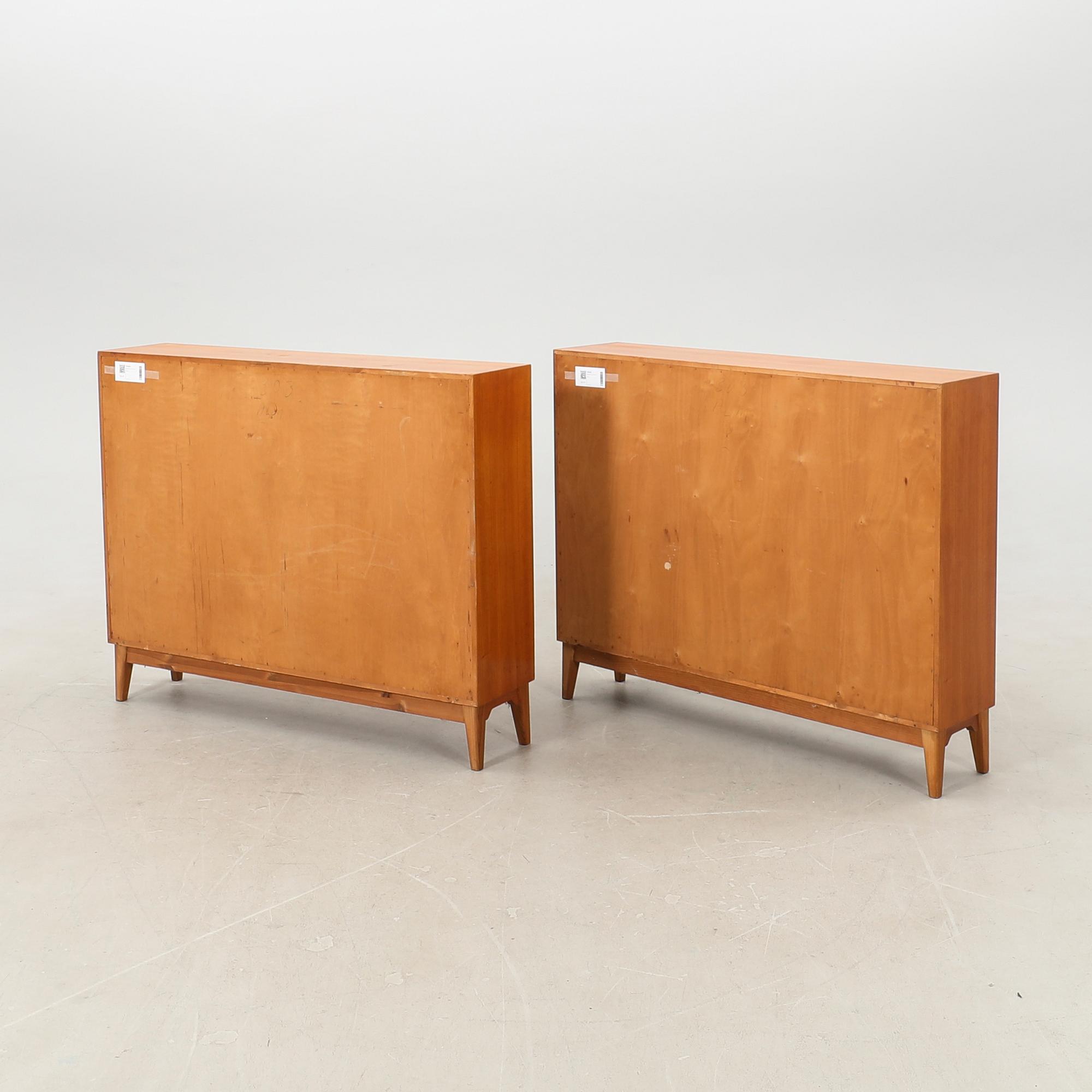 Bokhyllor ett par 1940-tal.