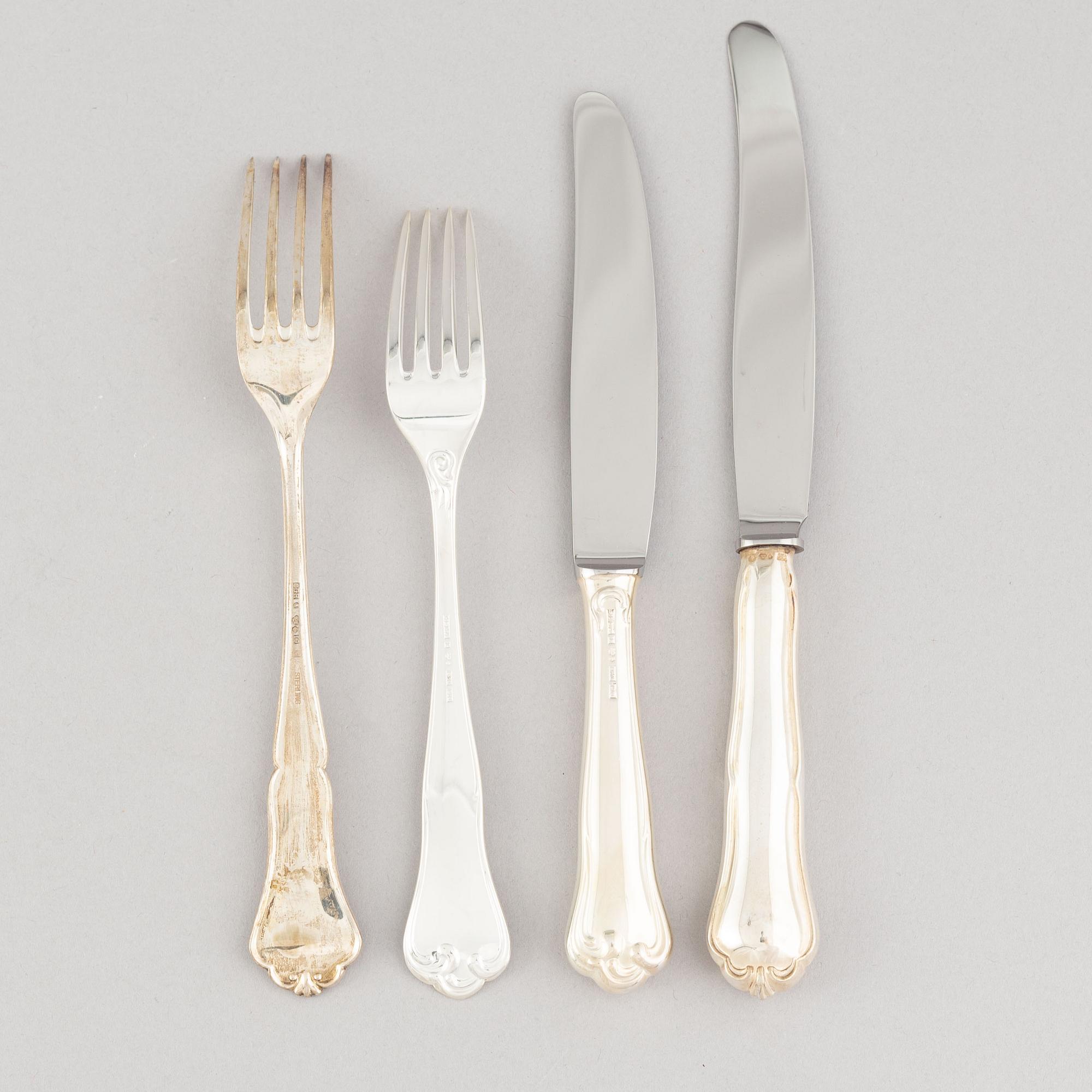 Bestickuppsättningar, 24+12 delar, silver, MEMA Guld & Silver, Lidköping 1977 och CG Hallberg, Stockholm 1959.