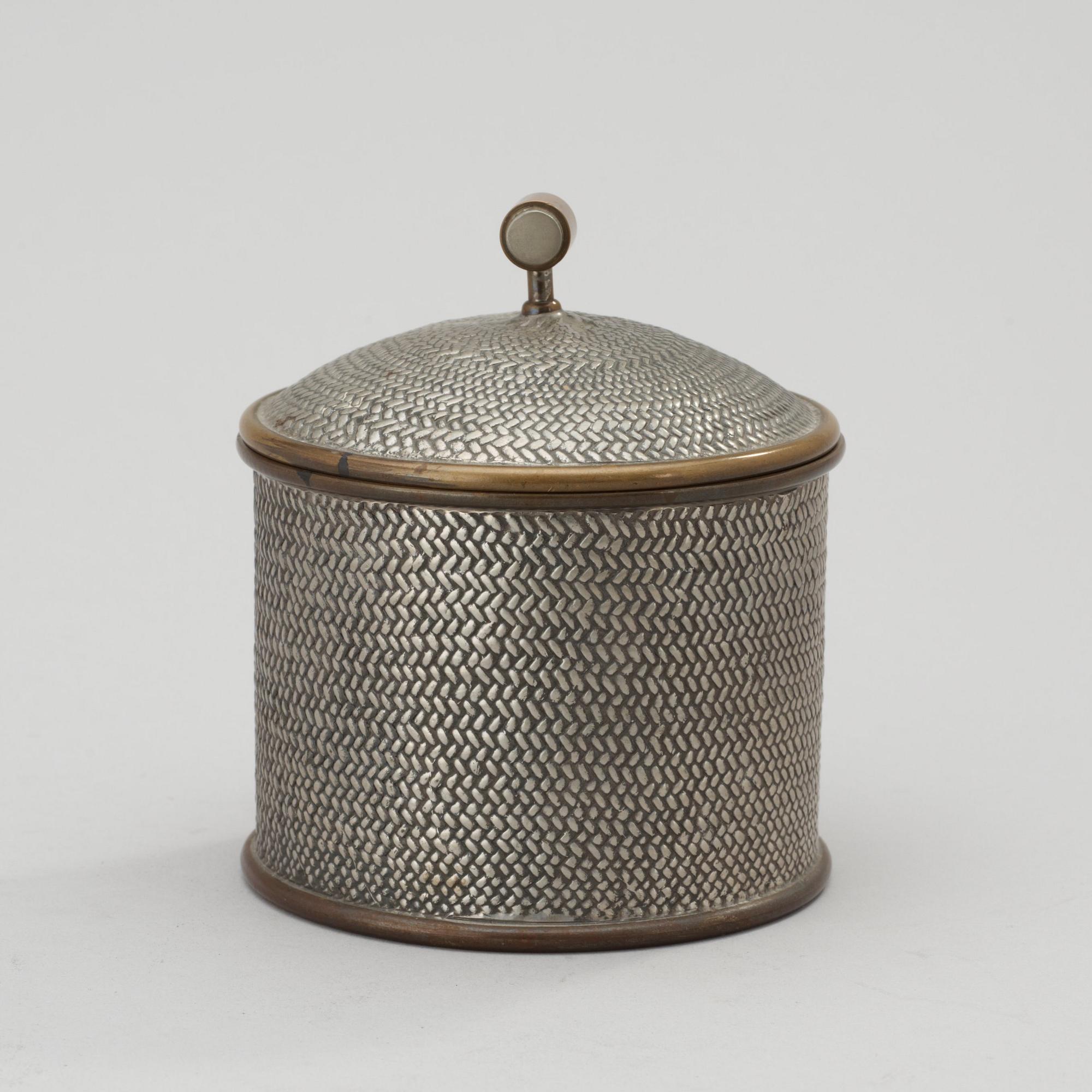 ESTRID ERICSON, tobaksburk med lock, Firma Svenskt Tenn, Stockholm 1950.