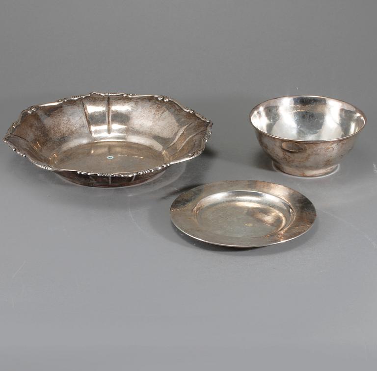 FAT samt SKÅLAR, 2 st, silver, Stockholm, 1920-tal, vikt 679 gram.