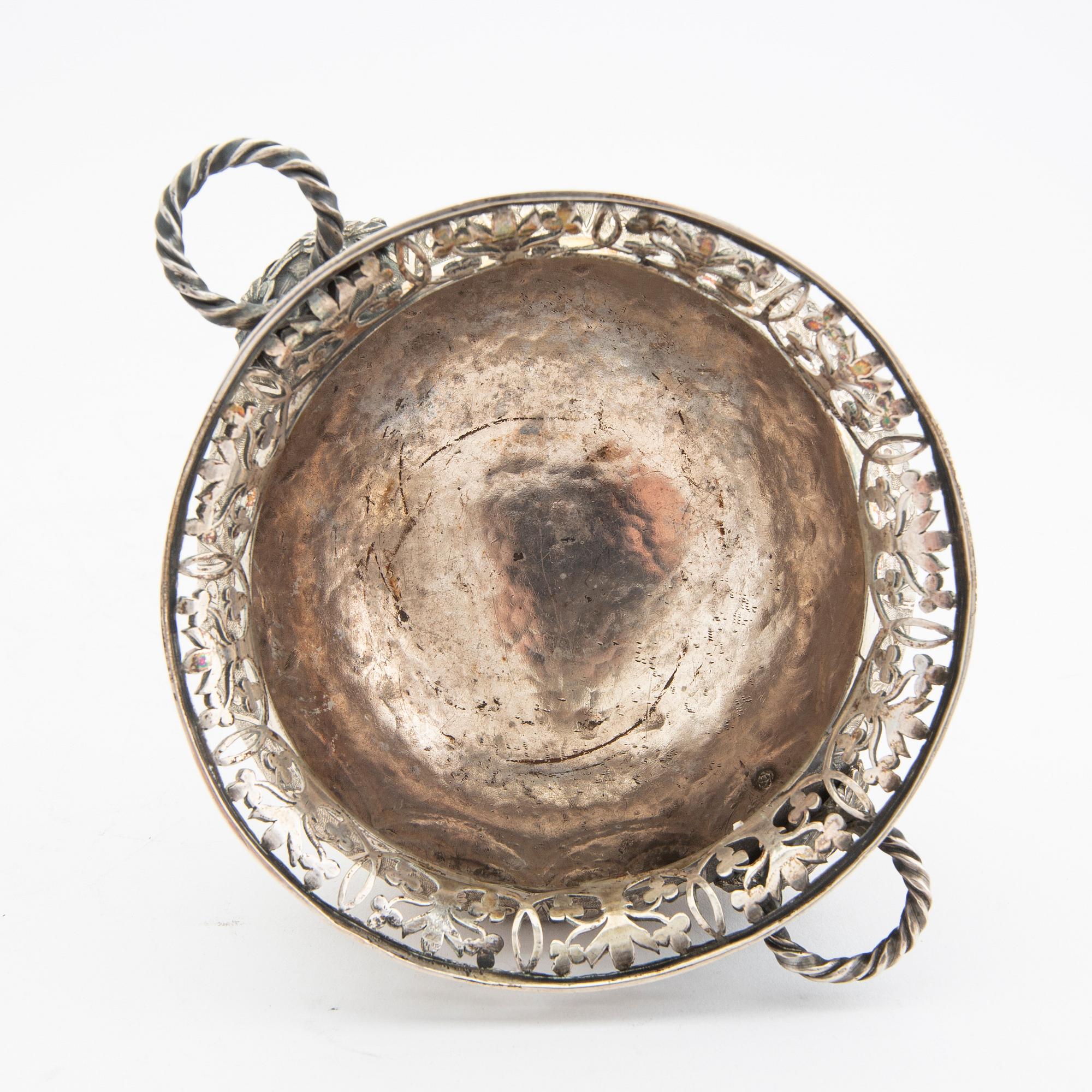 Skål på fot silver 18/1900-tal.