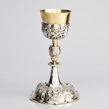 A German 17th century parcel-gilt silver cup, mark of Johann Haltenwanger, Augsburg 1697-1699.