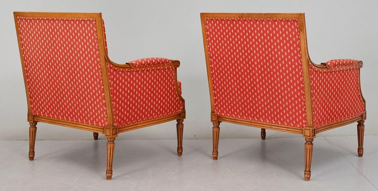 FÅTÖLJER, ett par, gustaviansk stil, 1900-tal.