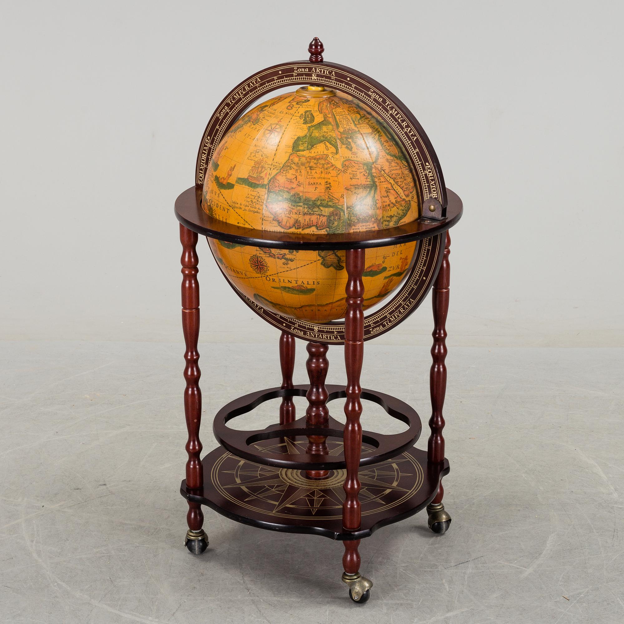 A globe shaped drinks cabinet, late 20th Century.