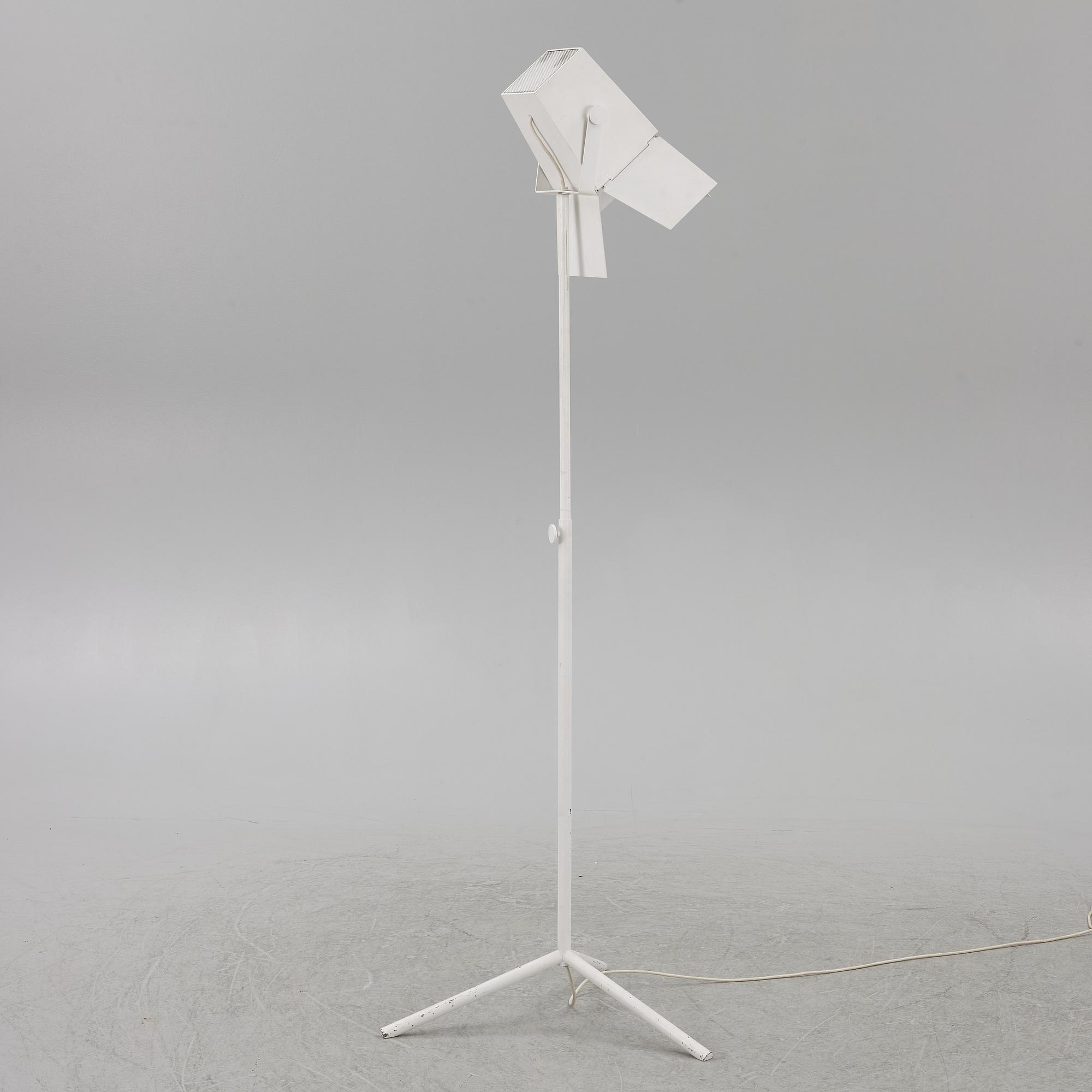 Thomas Bernstrand & Mattias Ståhlbom, golvlampa, "Foto". samtida.