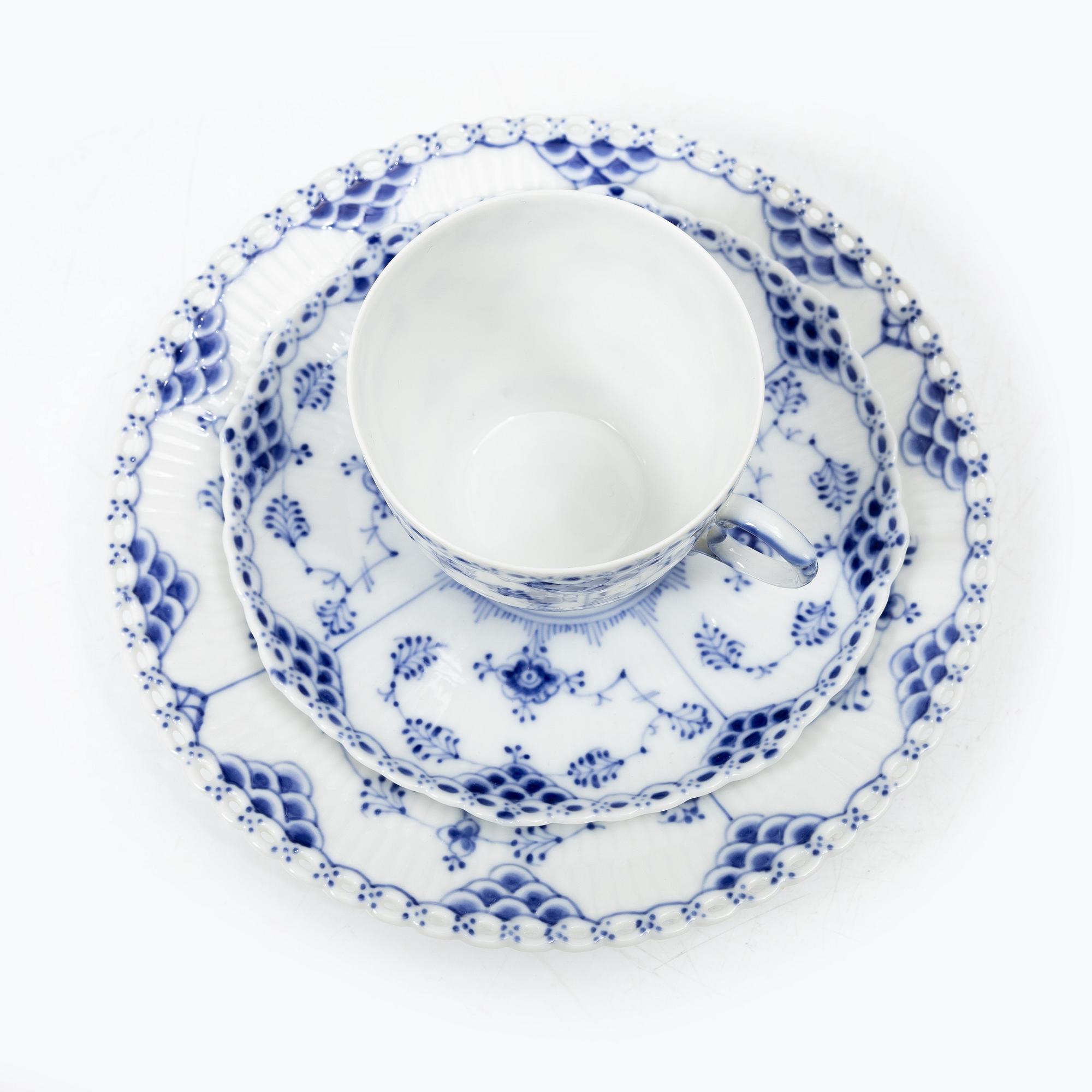 Royal Copenhagen, a 77-piece porcelain dinner service, 'Blue Fluted', full lace, Denmark, 1950's-70's.