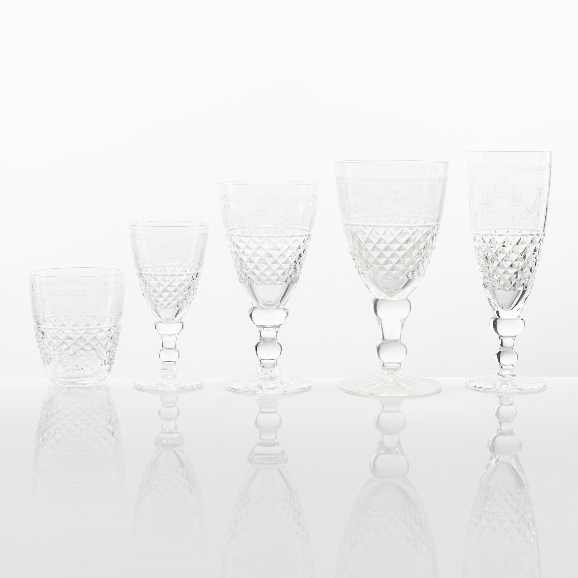 Fritz Kallenberg, glasservis, 74 delar, "Elvira Madigan", Kosta.