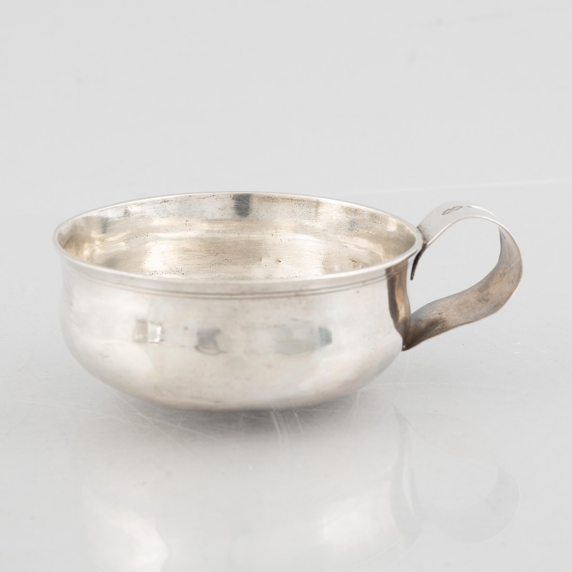 A Swedish silver cup with handle, mark of Erik Löfgren, Umeå 1795.