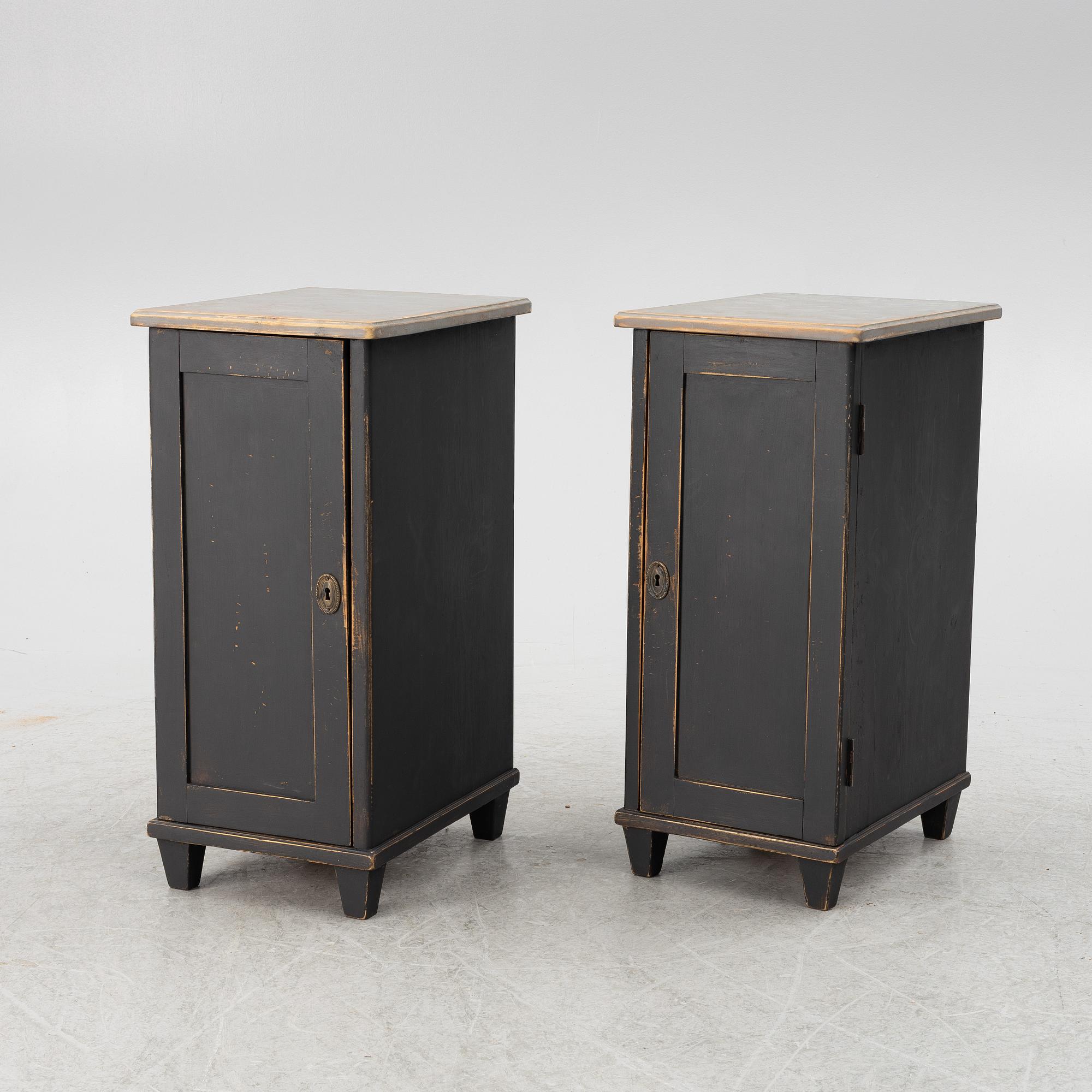 Bedside tables, a pair, first half of the 20th century.