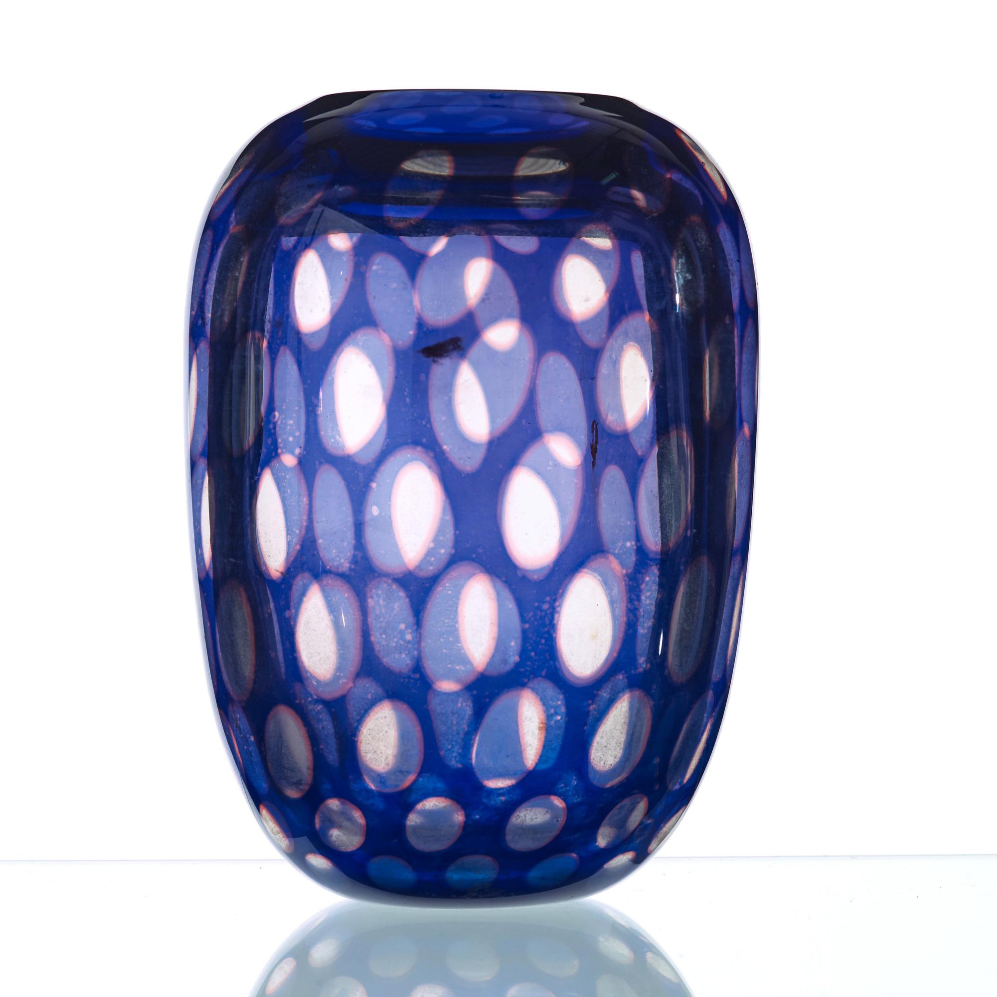 Edward Hald, a 'slipgraal' glass vase, Orrefors, Sweden 1948.