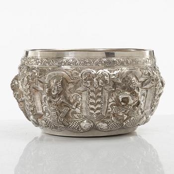 Bowl, silver, probably Thailand with Swedish import marks, weight 298 g.