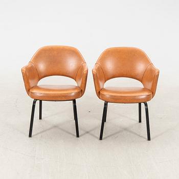 Eero Saarinen, a pair of NK (Nordiska Kompanet) armchairs for Knoll International 1960s.