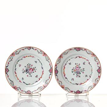 A set of 19 famille rose dishes, Qing dynasty, Qianlong (1736-95).