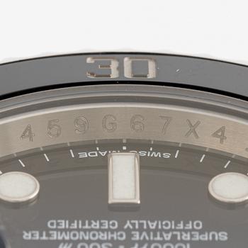 Rolex, Oyster Perpetual Date, Submariner, wristwatch, 40 mm.