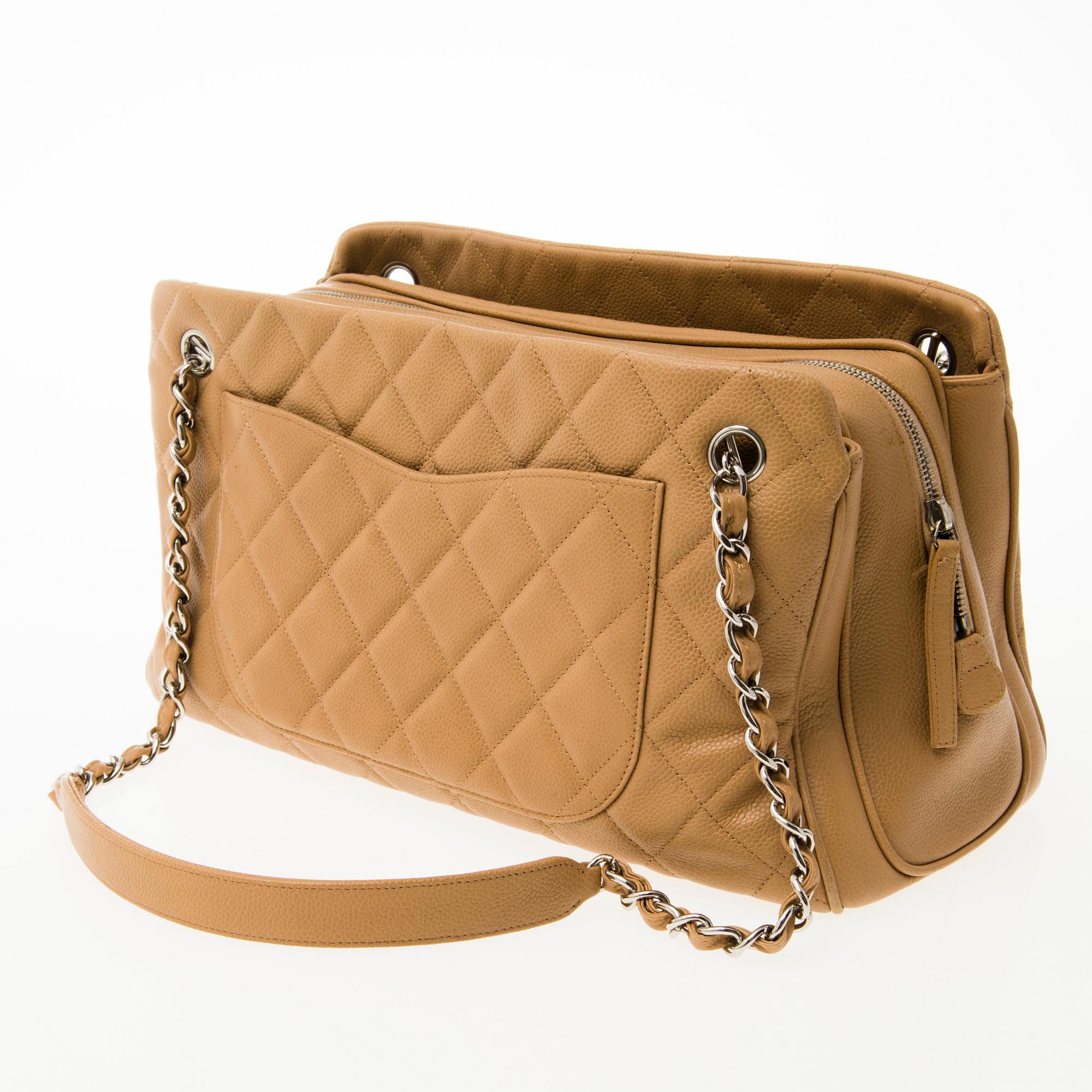 Chanel beige shoulder bag hotsell