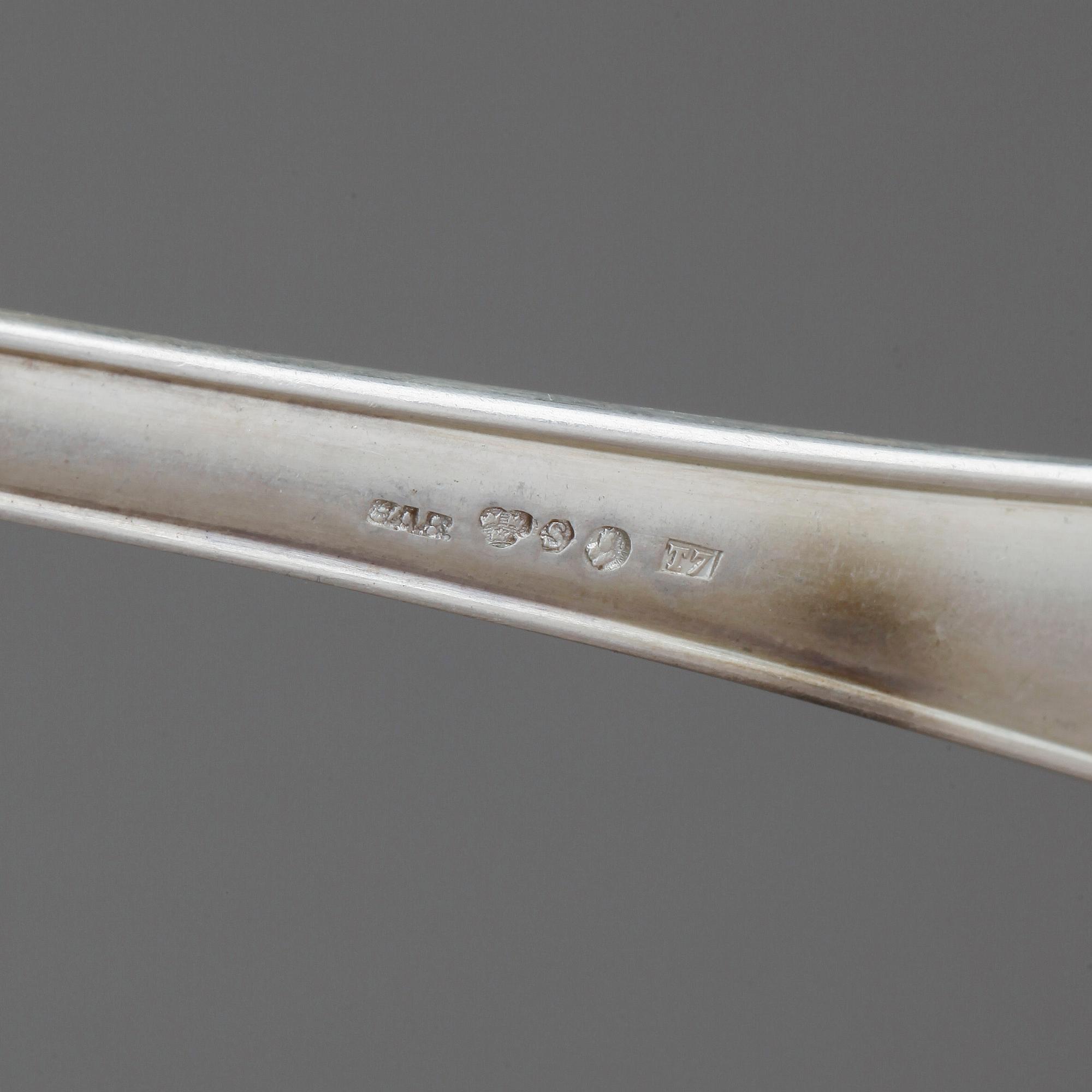 BORDSSKEDAR, 11 delar, silver, Guldsmedsaktiebolaget, Sockholm, 1921. Tot vikt 661 gram.