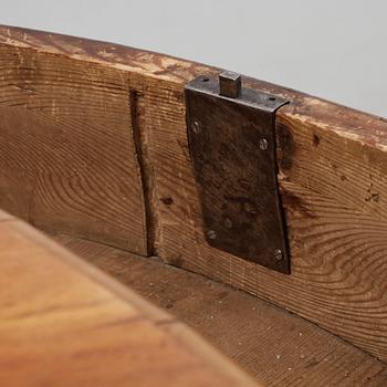 BYRÅ, rokoko , 1700-tal.