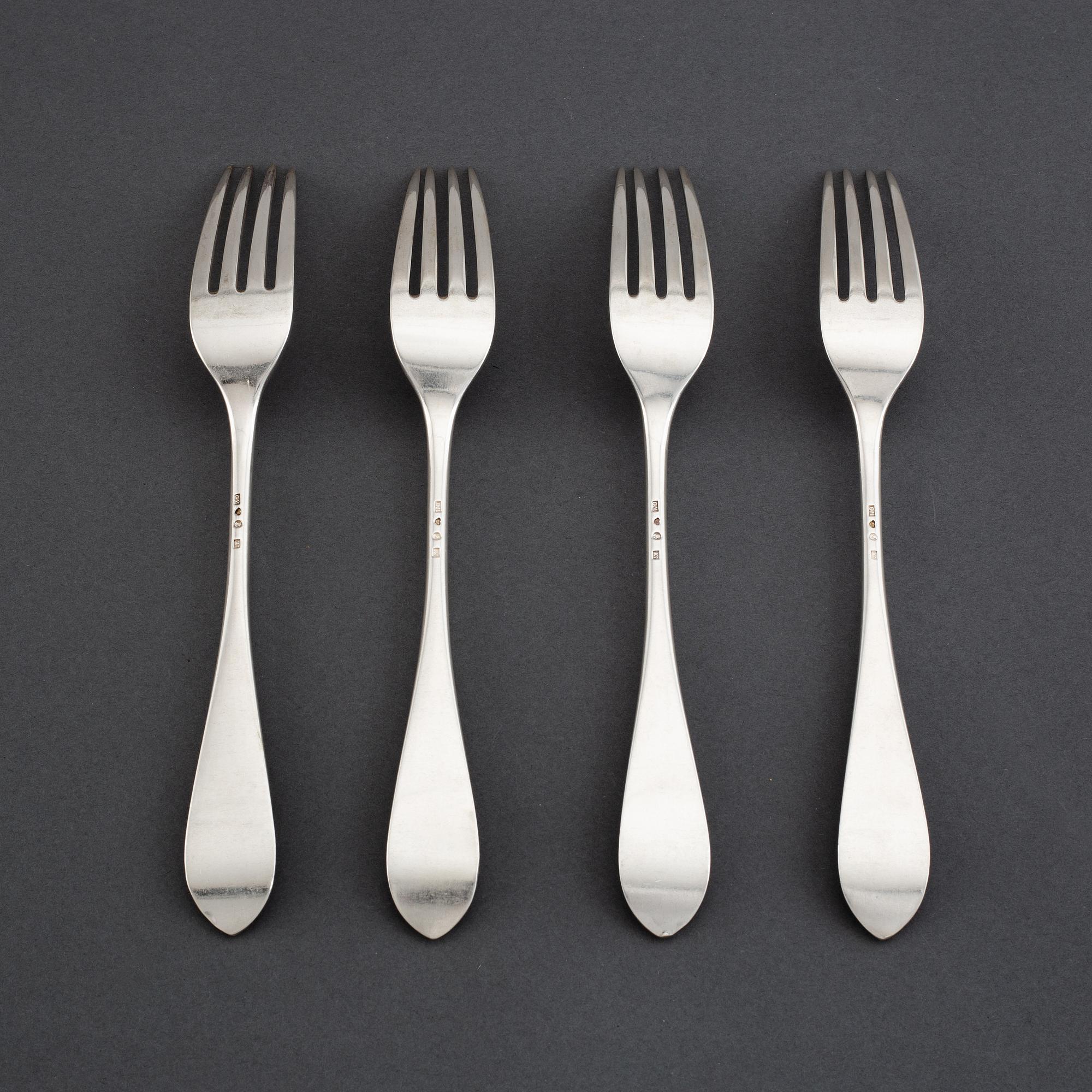 Gustaf Möllenborg, matgafflar, 4 st, silver, med graverat vapen von Eckermann. Stockholm 1912.