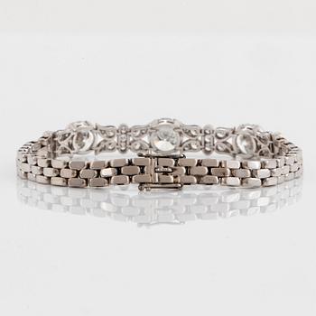 Armband 18K vitguld med gammalslipade diamanter totalvikt ca 7.50 ct.
